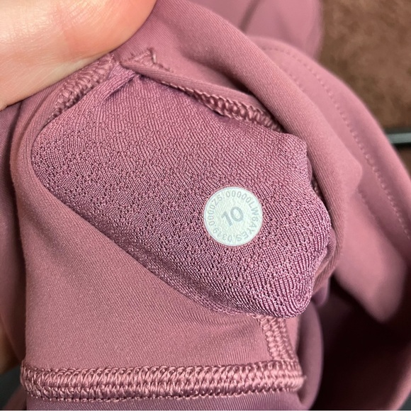 Lululemon Wunder Under Crop High-Rise Flocked Everlux
Plumful - Picture 9 of 9